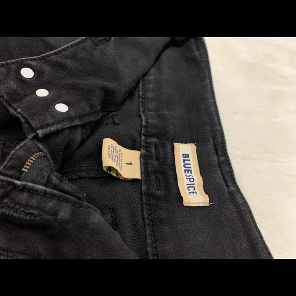 Black high waisted Bluespace Jean shorts - Picture 4 of 4